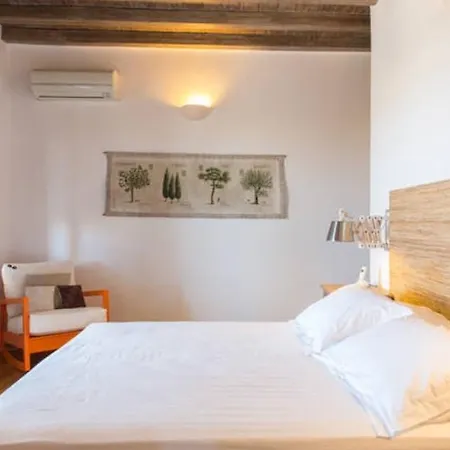 Emotions Nest Vila Nausa